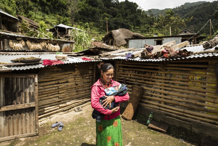 motherhood-nepal-700x467