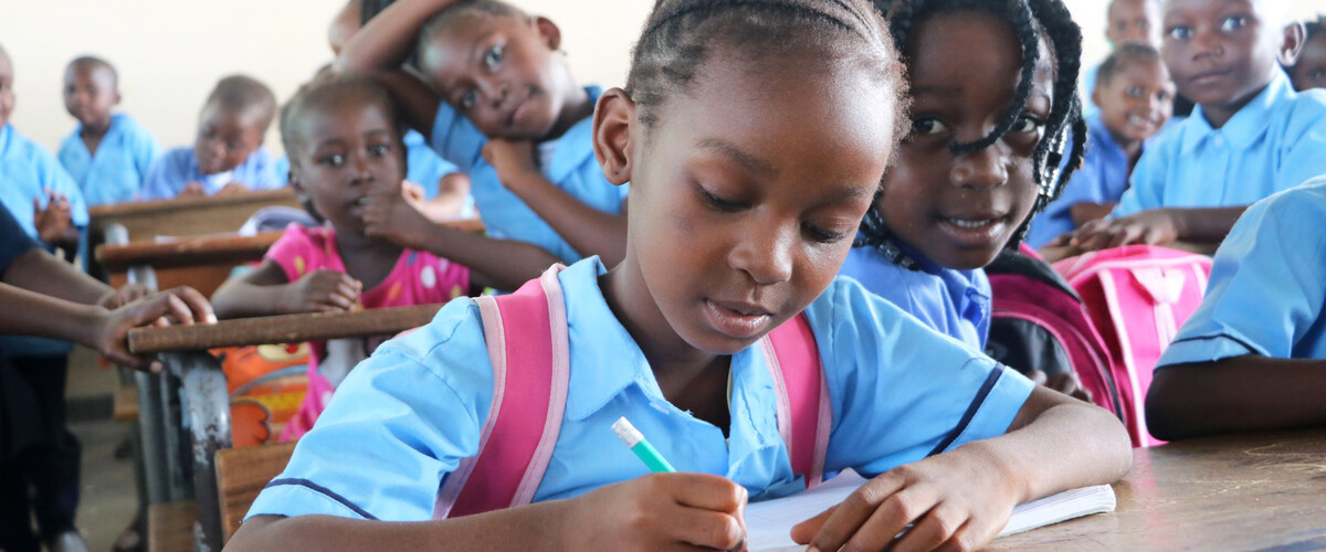 Children-in-classroom