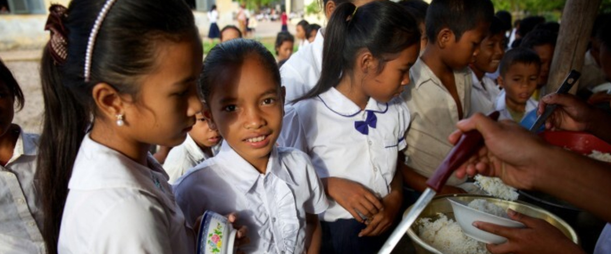 school-feeding-project-700x467