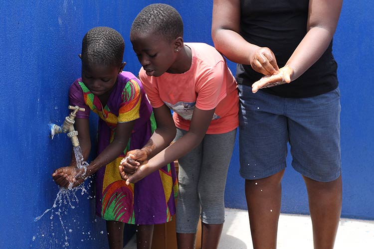 Handwashing demonstration by children