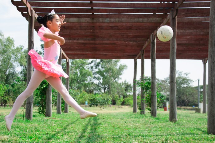 ballerina-soccer-700x465